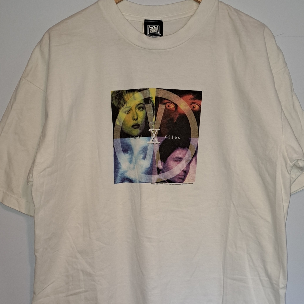 Vintage 1996 X-Files shirt